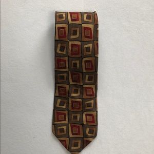 Ziggurat by Mulberry Neckwear 💯% Silk Tie